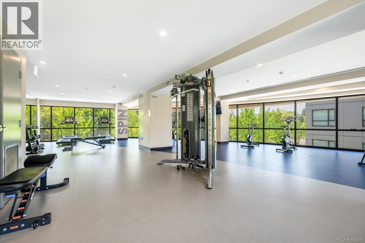 #220-9233 ODLIN Road, Richmond