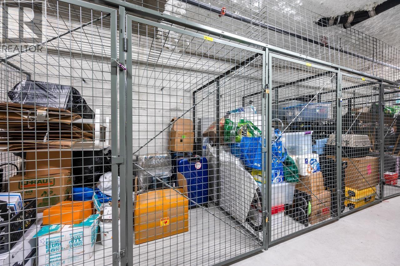 #220-9233 ODLIN Road, Richmond