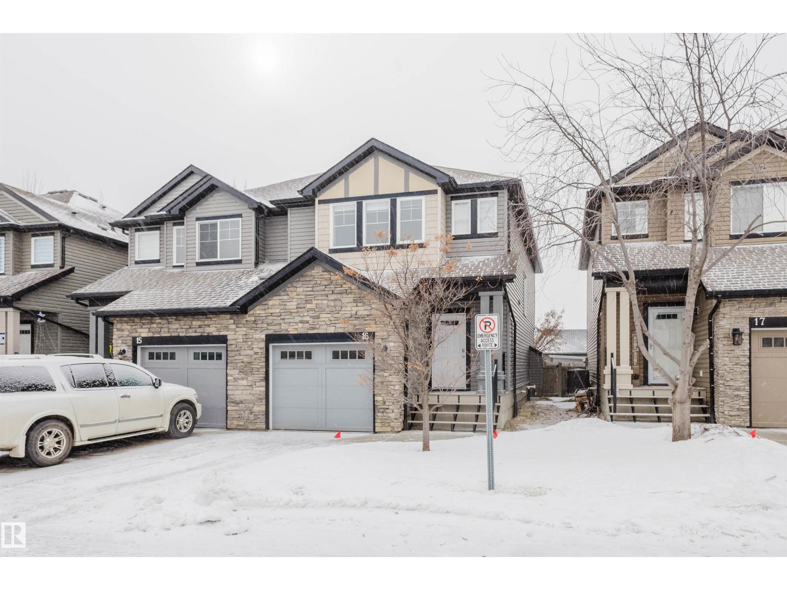 #16 6835 SPEAKER VISTA VS NW, Edmonton, Alberta, T6R0S6