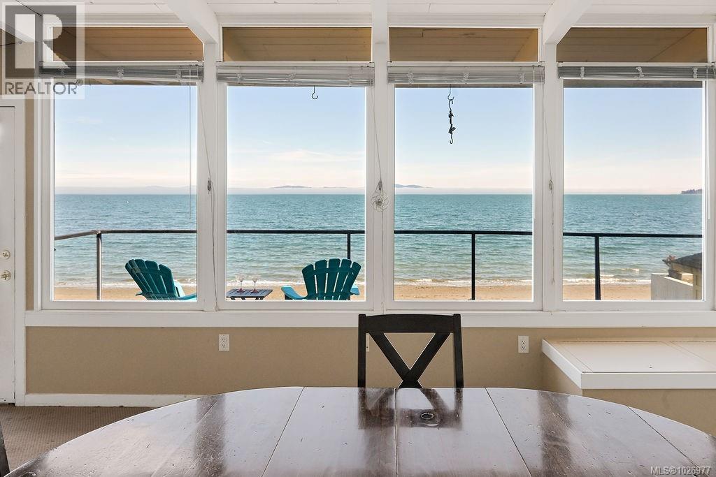 5037 CORDOVA BAY - 5