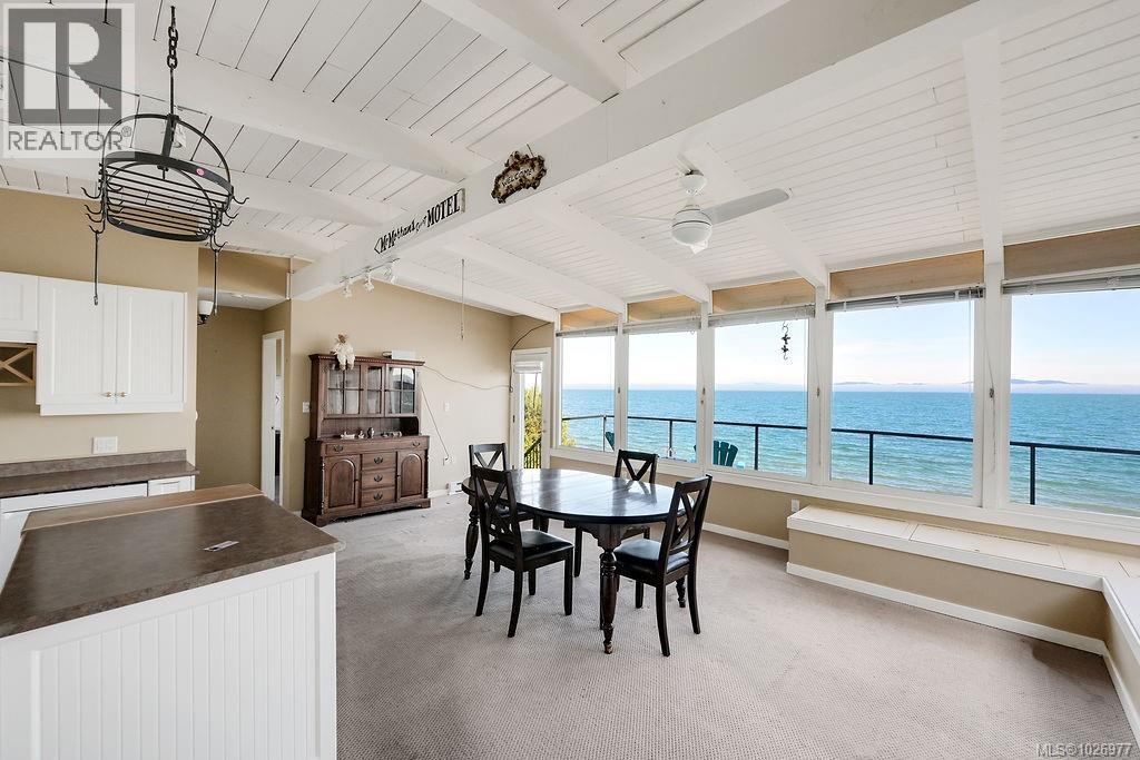 5037 CORDOVA BAY - 8