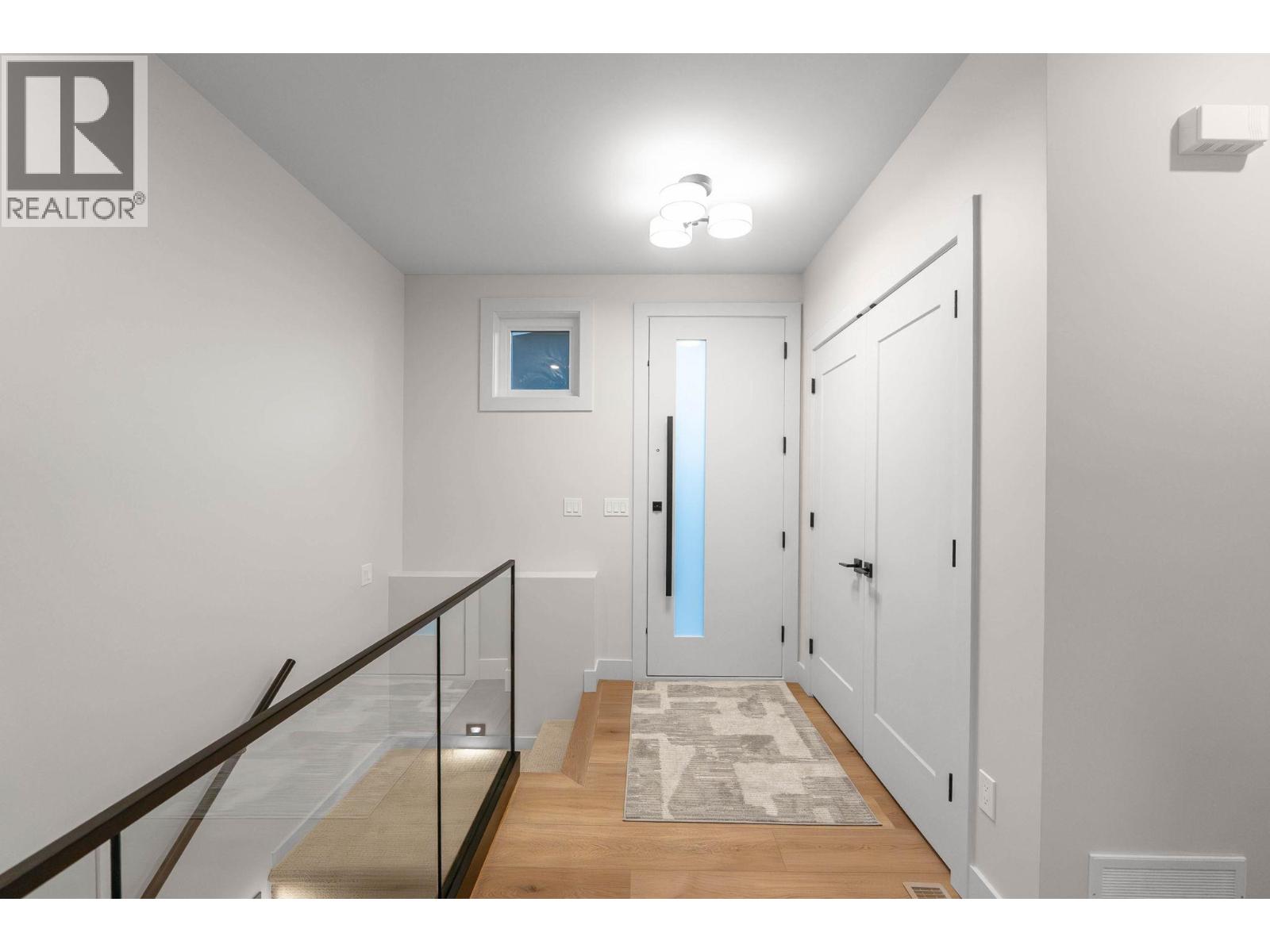  1671 Harbour View Crescent, Kelowna