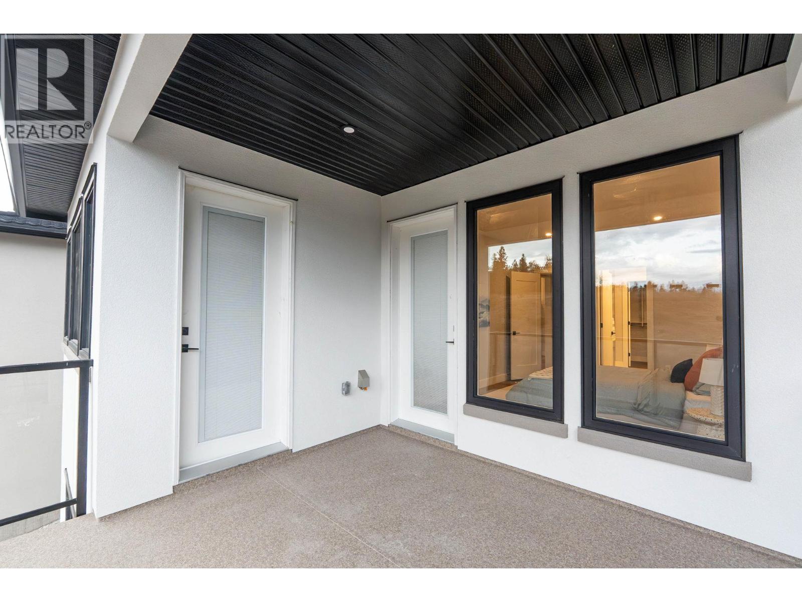  1671 Harbour View Crescent, Kelowna