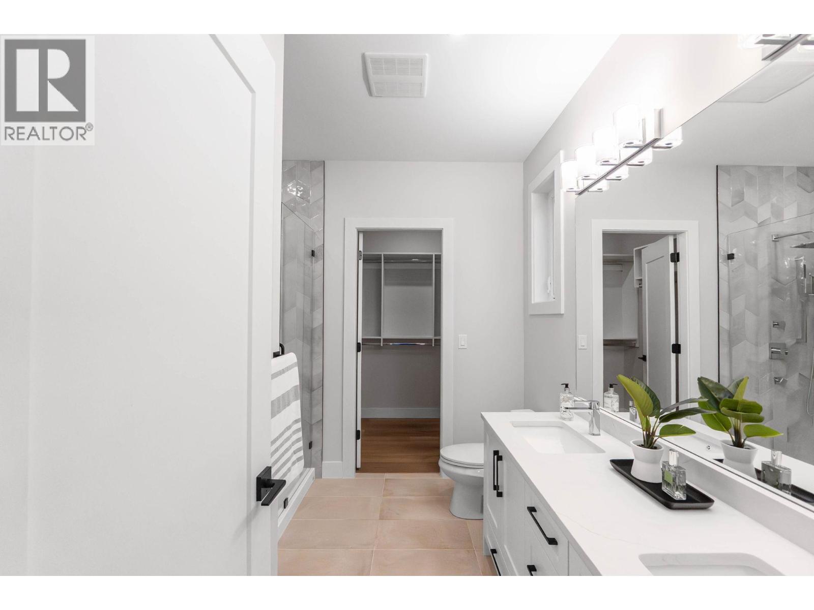  1671 Harbour View Crescent, Kelowna