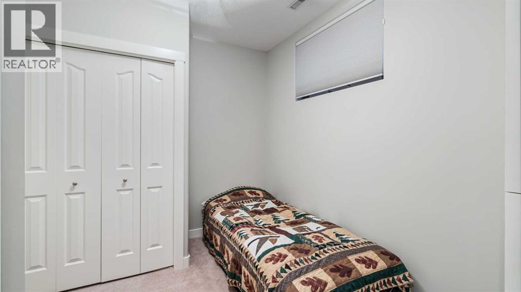 Single Family House for Sale in  Mt Douglas Point SE McKenzie Lake Calgary 