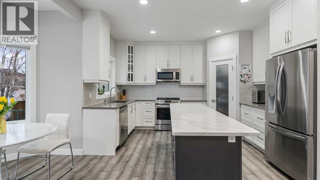 Single Family House for Sale in  Mt Douglas Point SE McKenzie Lake Calgary 