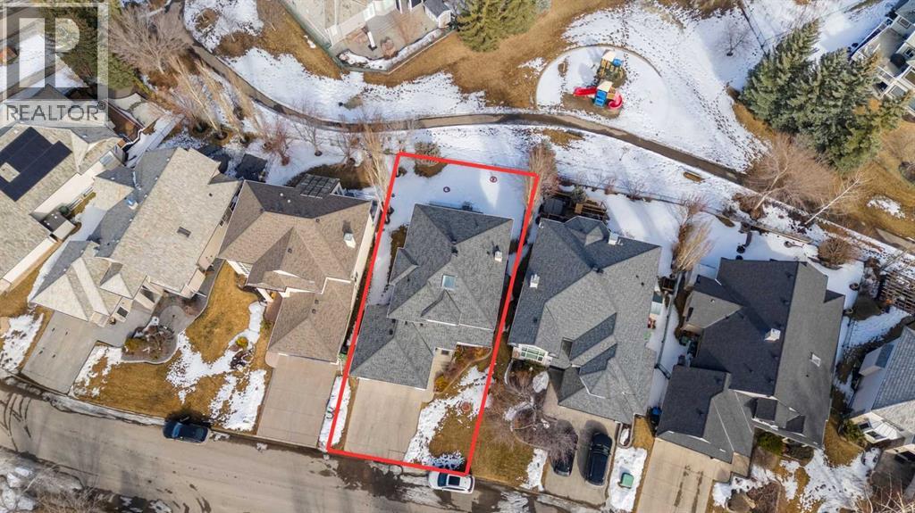 Single Family House for Sale in  Mt Douglas Point SE McKenzie Lake Calgary 