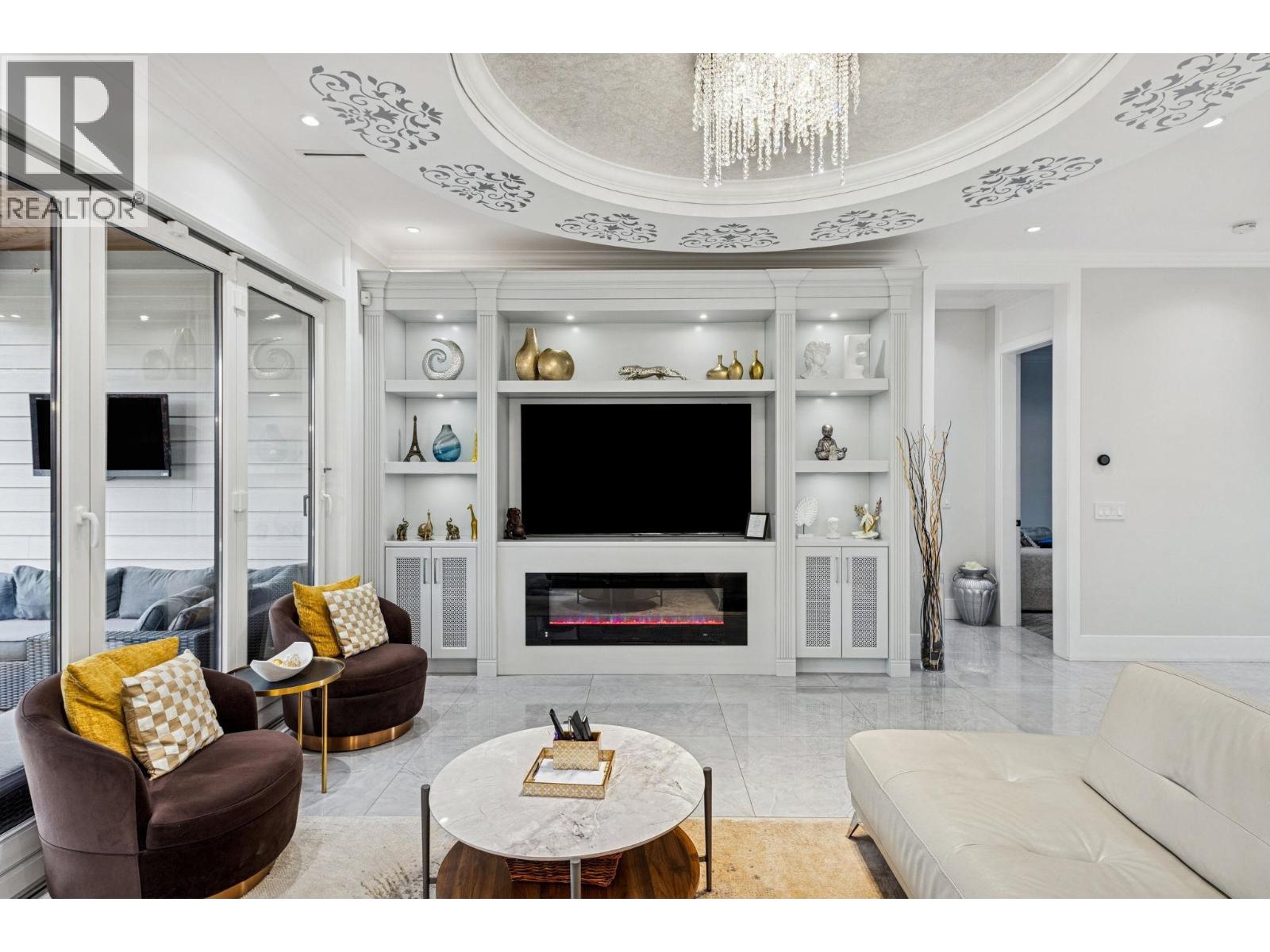 8580 CAMDEN Crescent, Richmond