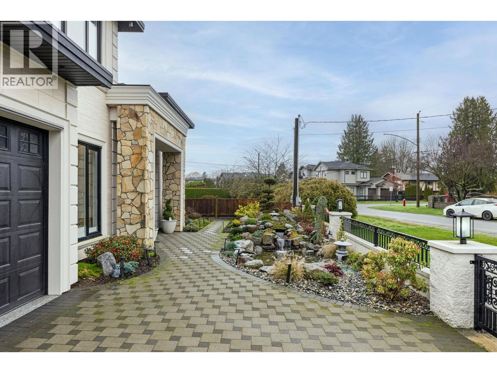 8580 CAMDEN Crescent, Richmond