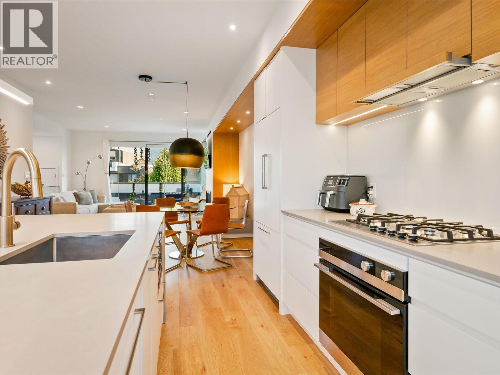 2929 SNOWBERRY PLACE, Squamish