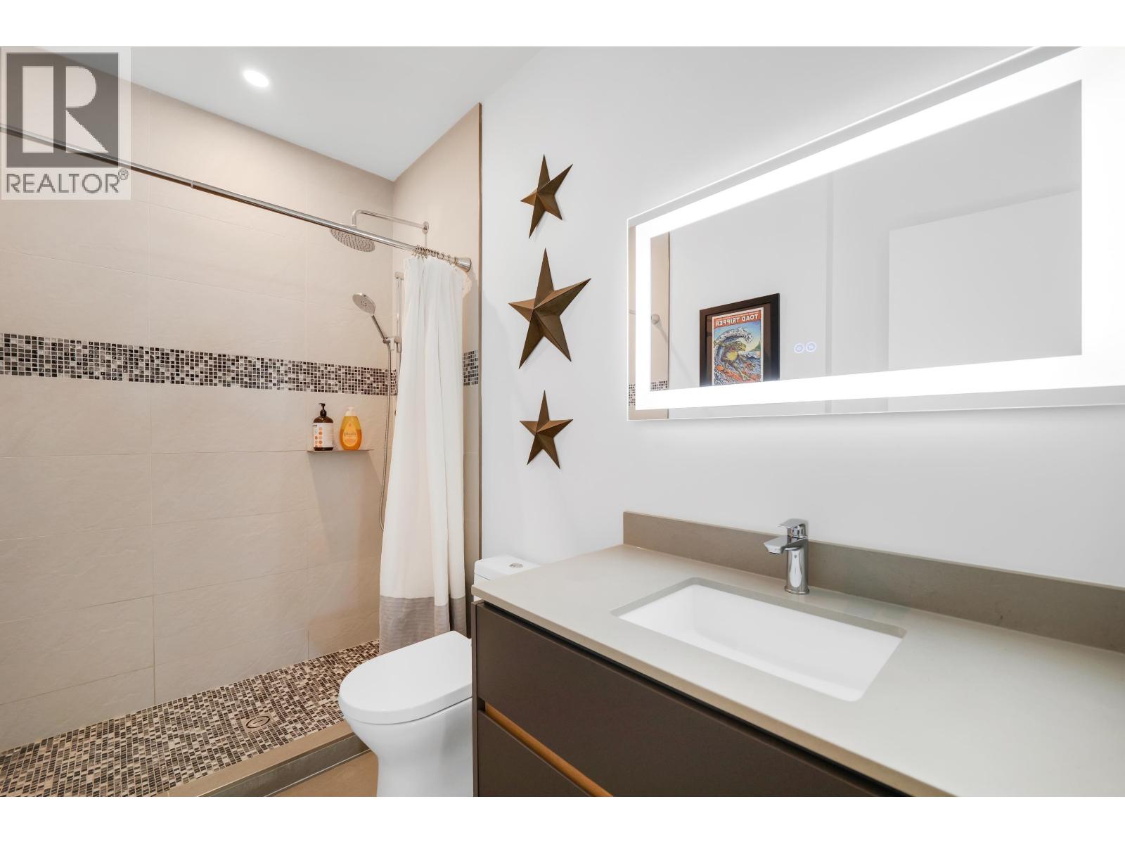 2929 SNOWBERRY PLACE, Squamish