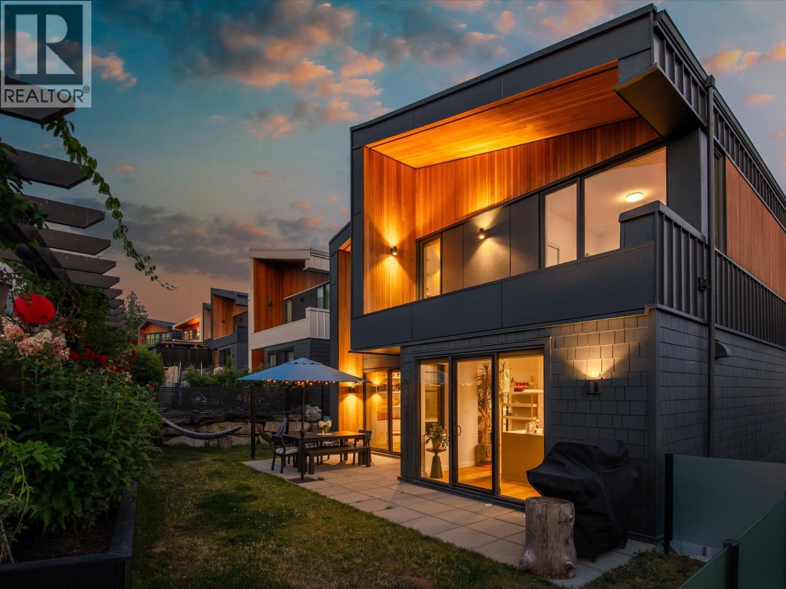 2929 SNOWBERRY PLACE, Squamish