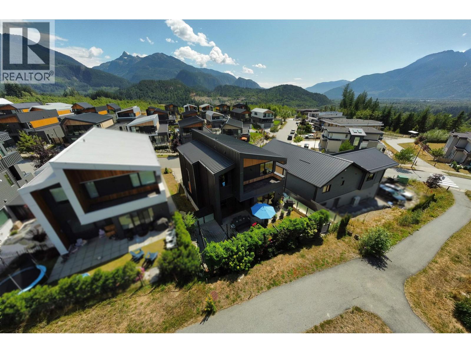 2929 SNOWBERRY PLACE, Squamish