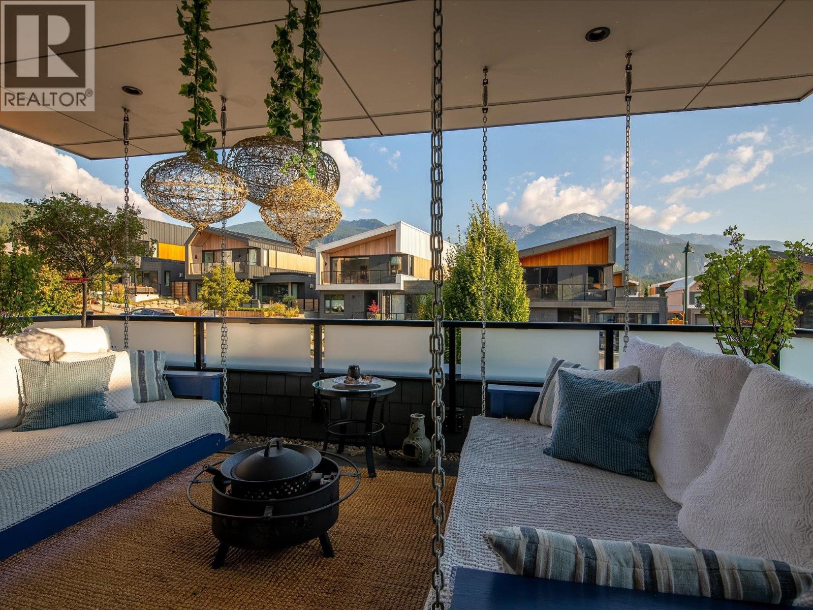 2929 SNOWBERRY PLACE, Squamish