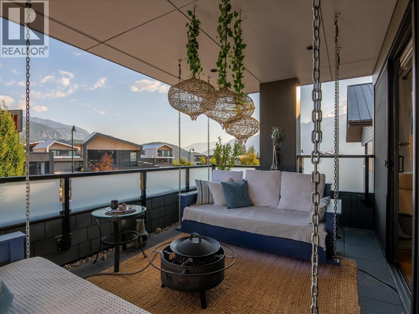 2929 SNOWBERRY PLACE, Squamish