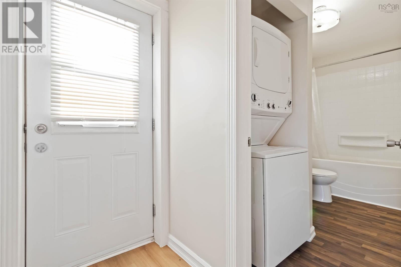 Property 23 of 49 of 78 West Dover Road