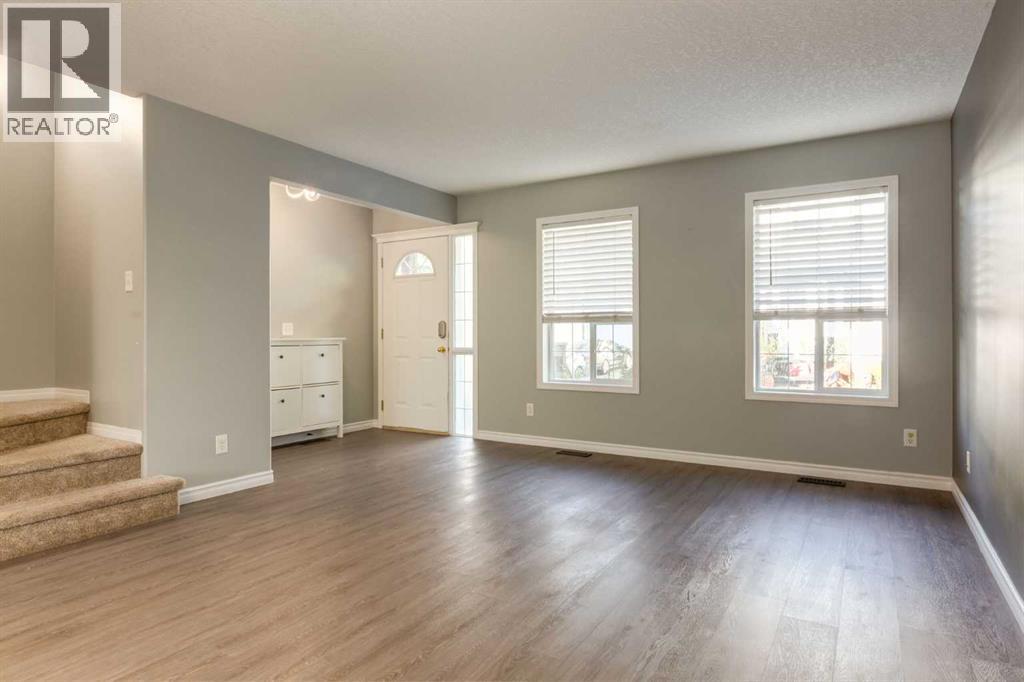 135 Bow Ridge Drive, Cochrane