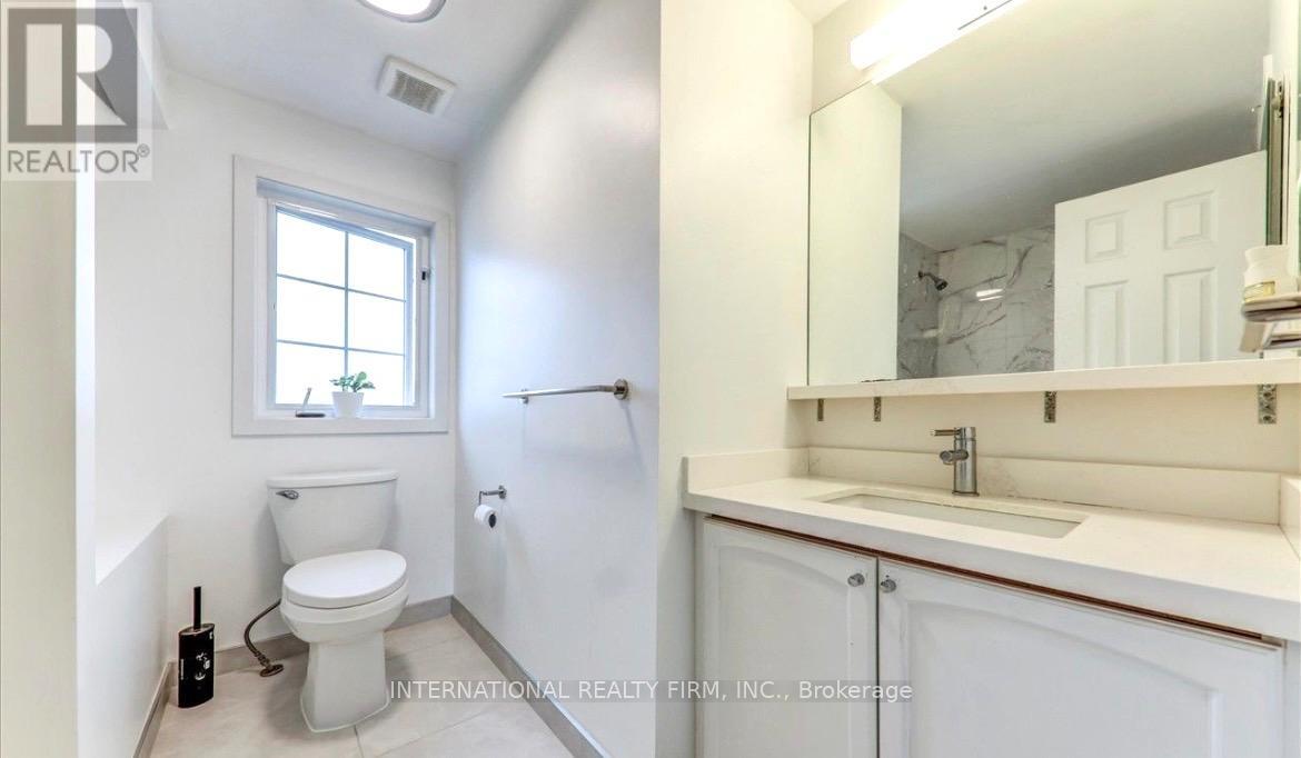 15 HEWITT PLACE - 20