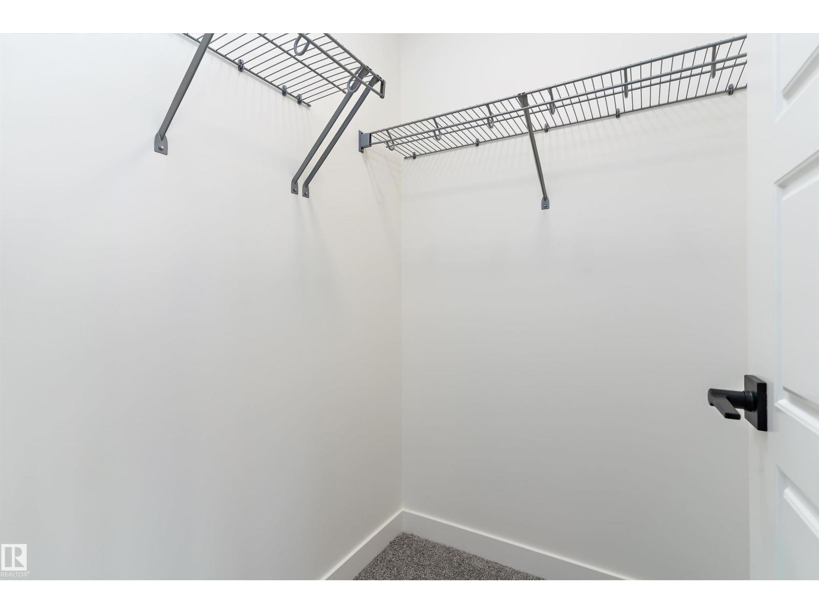 1062 MCLEOD AV, Spruce Grove