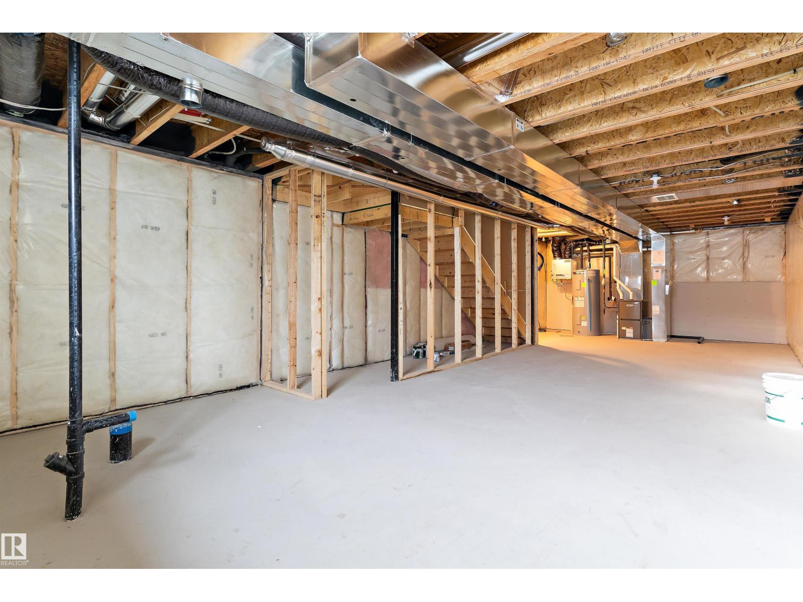 1062 MCLEOD AV, Spruce Grove