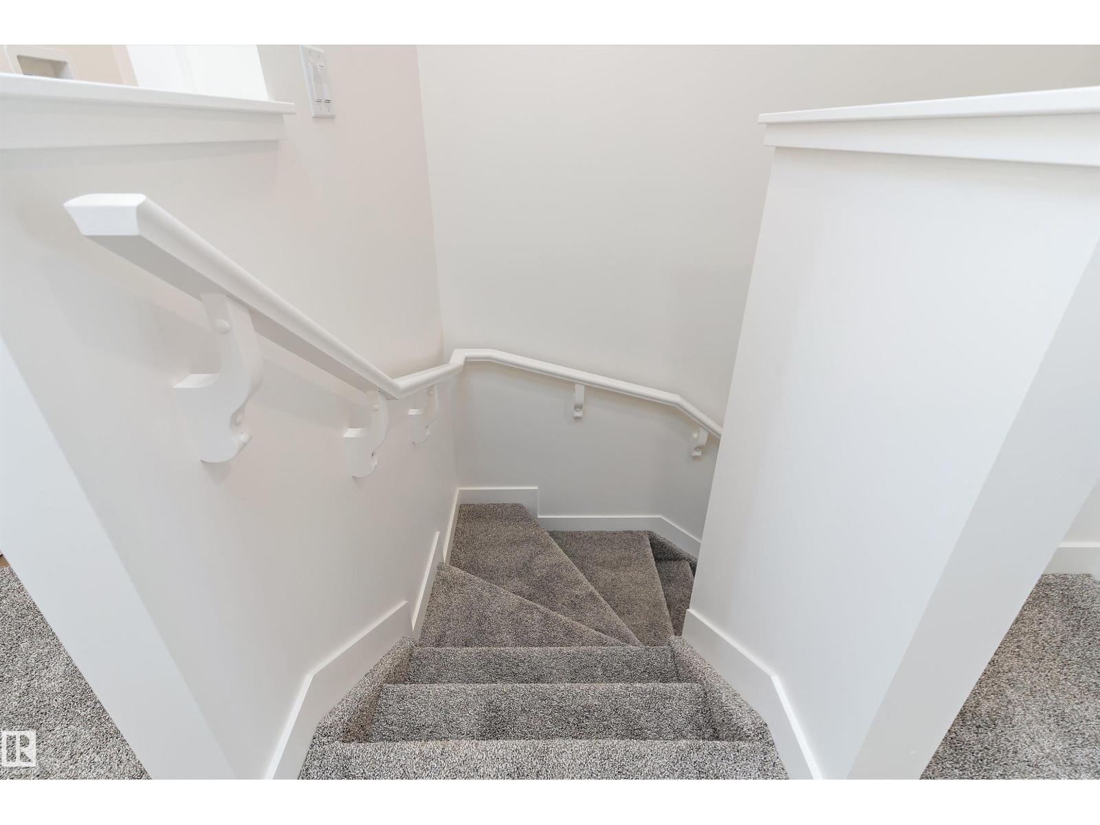 1062 MCLEOD AV, Spruce Grove