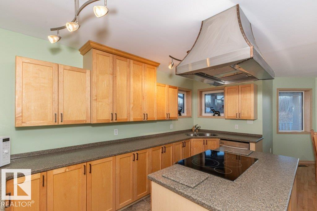 
          3202 TWP ROAD 572A
            <br/>
            <span>Rural Lac Ste. Anne County</span>
            , 
            <span>AB</span>
             <span>T0E1A0</span>
         - Photo 14