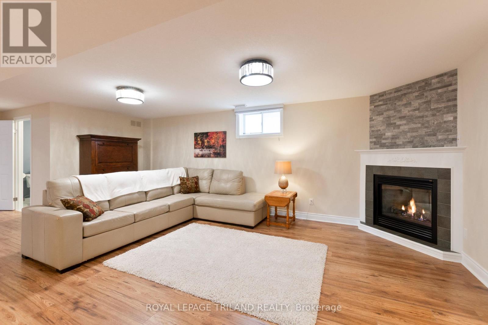 53 EDGEWELL CRESCENT Property Photo