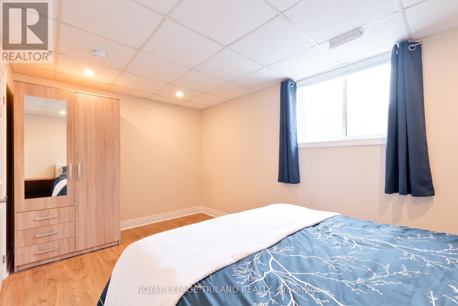 53 EDGEWELL CRESCENT Property Photo