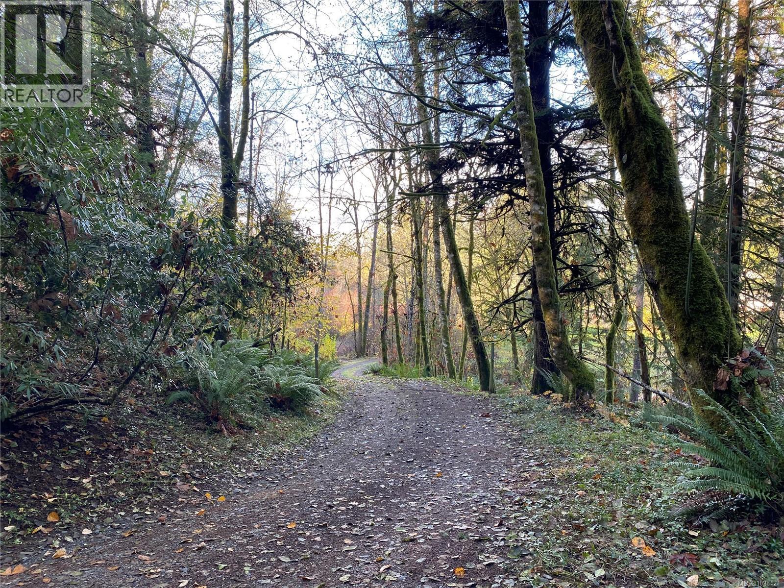 3246 GIBBINS RD - 24