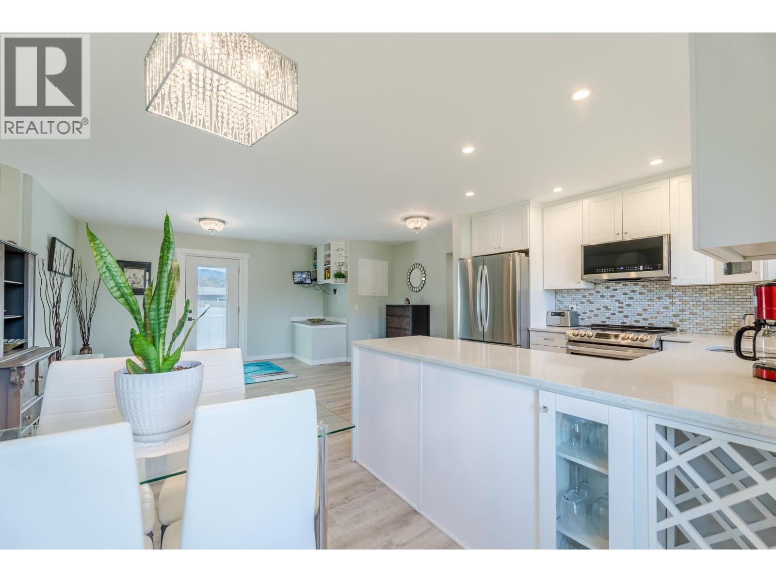 10105 PRAIRIE VALLEY ROAD - 5