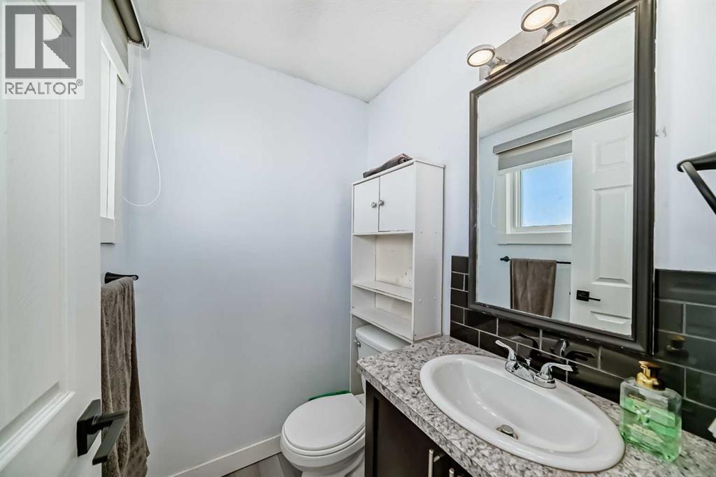 Single Family House 4 Level for Sale in  Whiteridge Way NE Whitehorn Calgary 