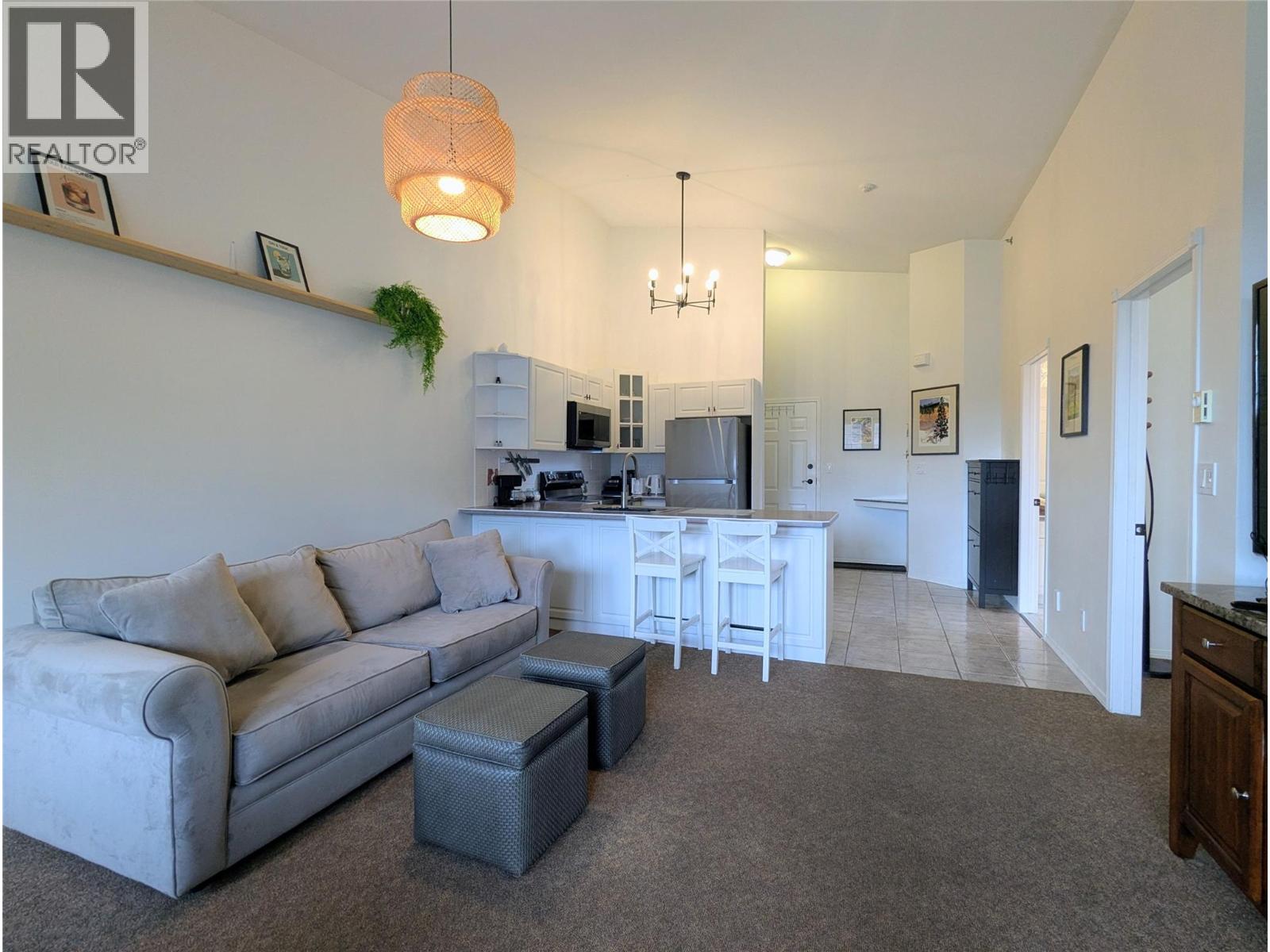 5052 RIVERVIEW Road Unit# 1013A, Fairmont Hot Springs