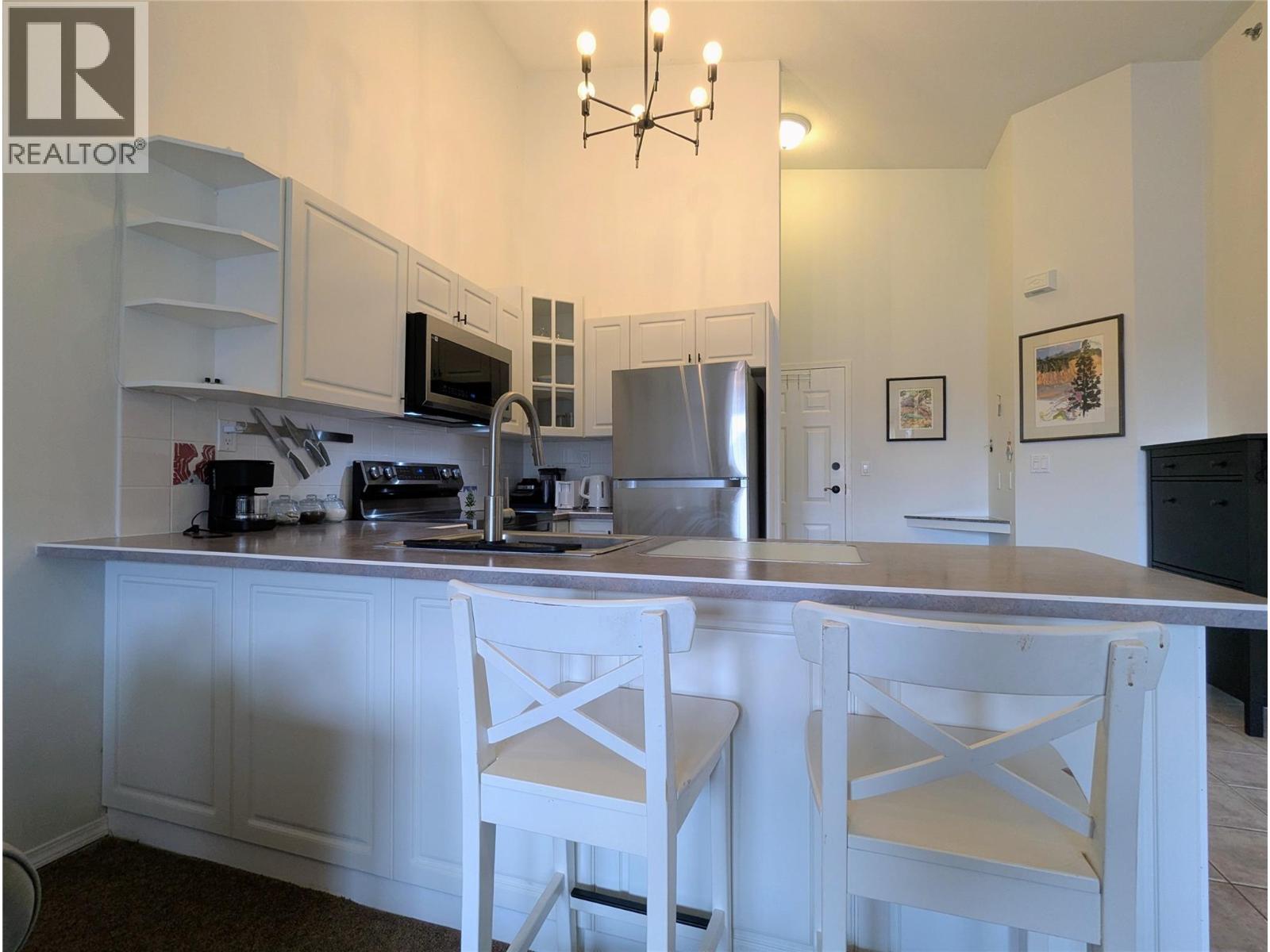 5052 RIVERVIEW Road Unit# 1013A, Fairmont Hot Springs