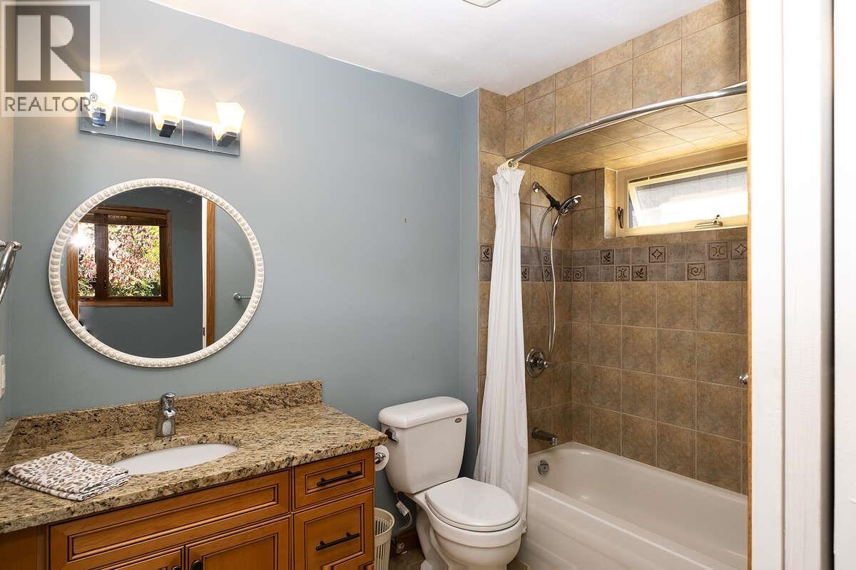 22 4622 SINCLAIR BAY ROAD, Garden Bay