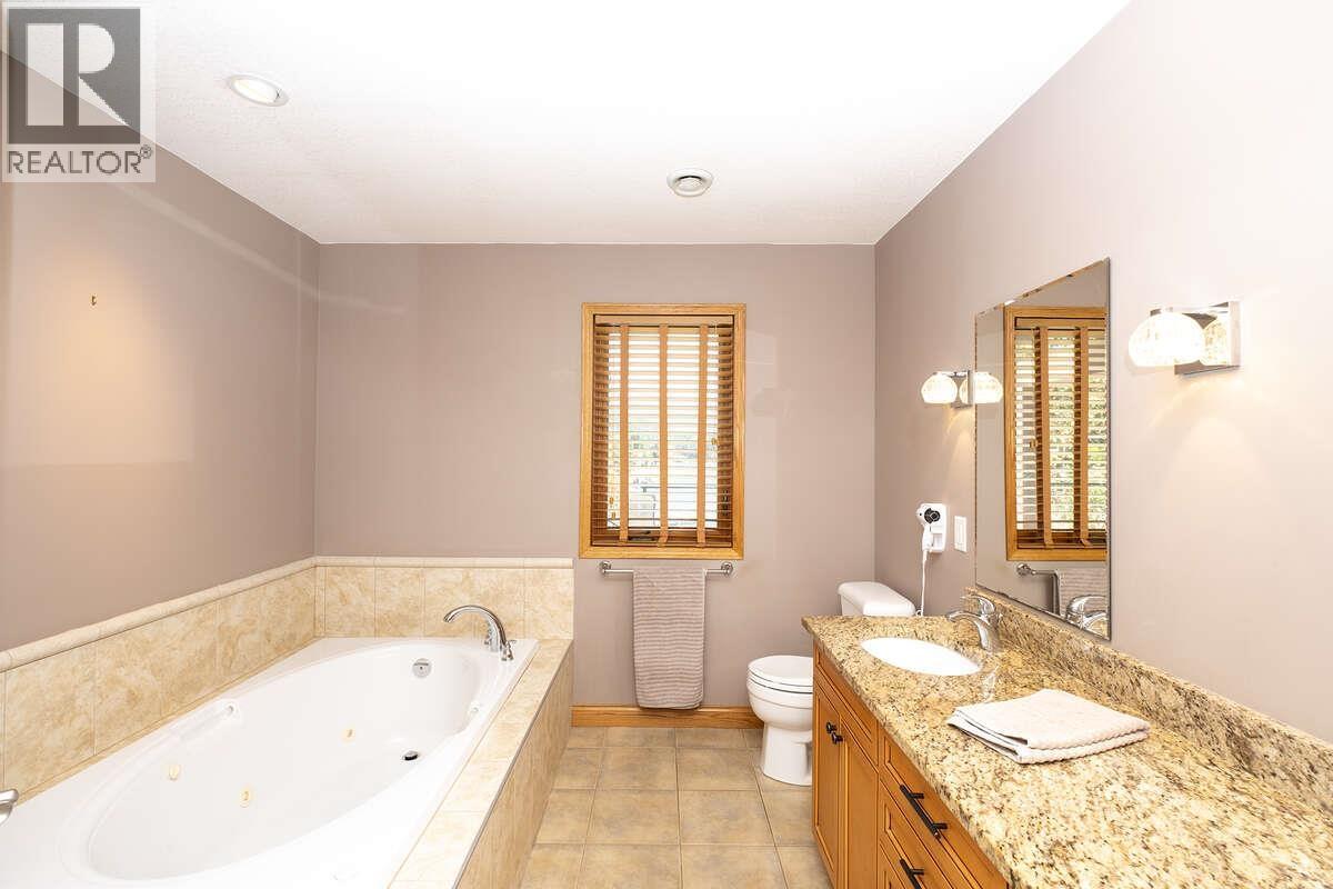 22 4622 SINCLAIR BAY ROAD, Garden Bay