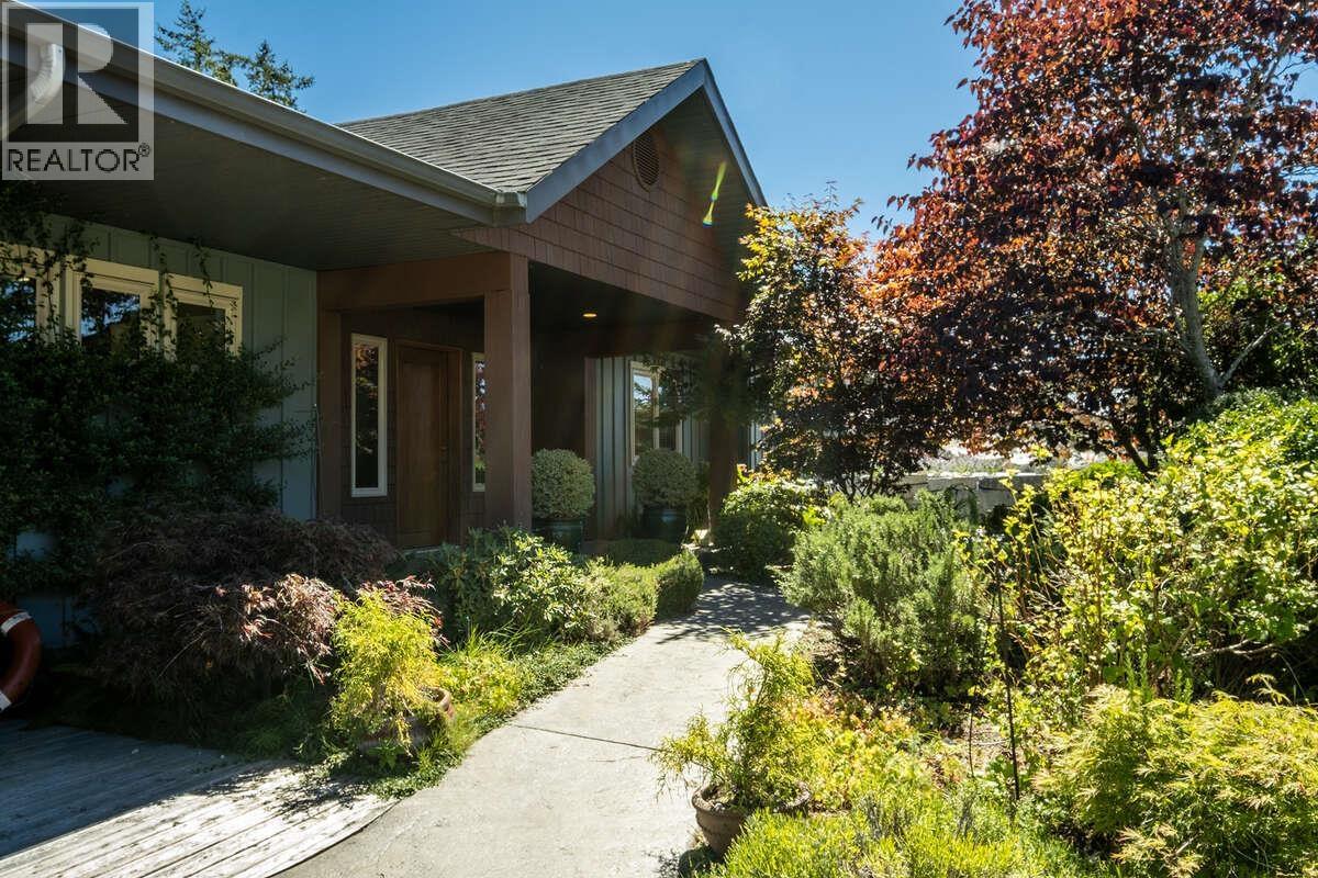 22 4622 SINCLAIR BAY ROAD, Garden Bay