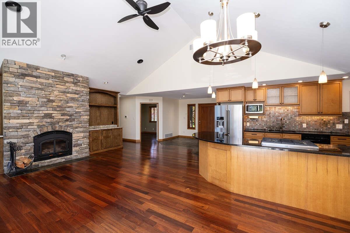 22 4622 SINCLAIR BAY ROAD, Garden Bay