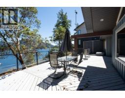 22 4622 Sinclair Bay Road, Garden Bay, BC V0N1S1 Photo 19