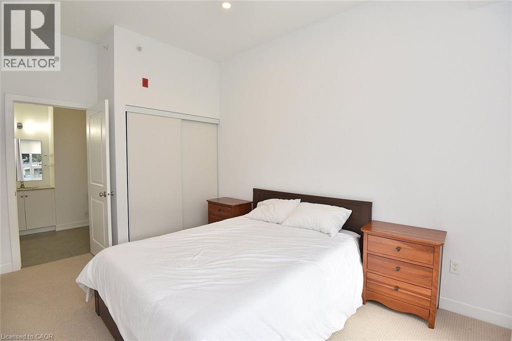#105 4040 UPPER MIDDLE ROAD - 17