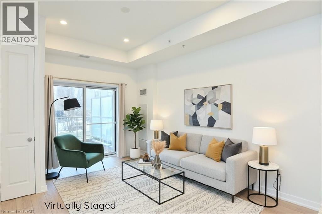 #105 4040 UPPER MIDDLE ROAD - 25