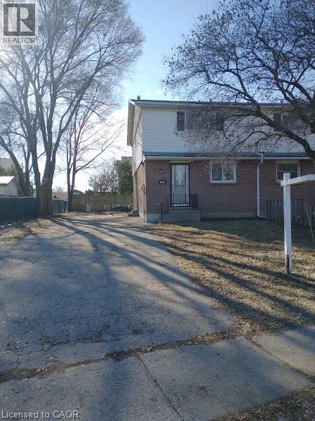 144 SEKURA Crescent - 1