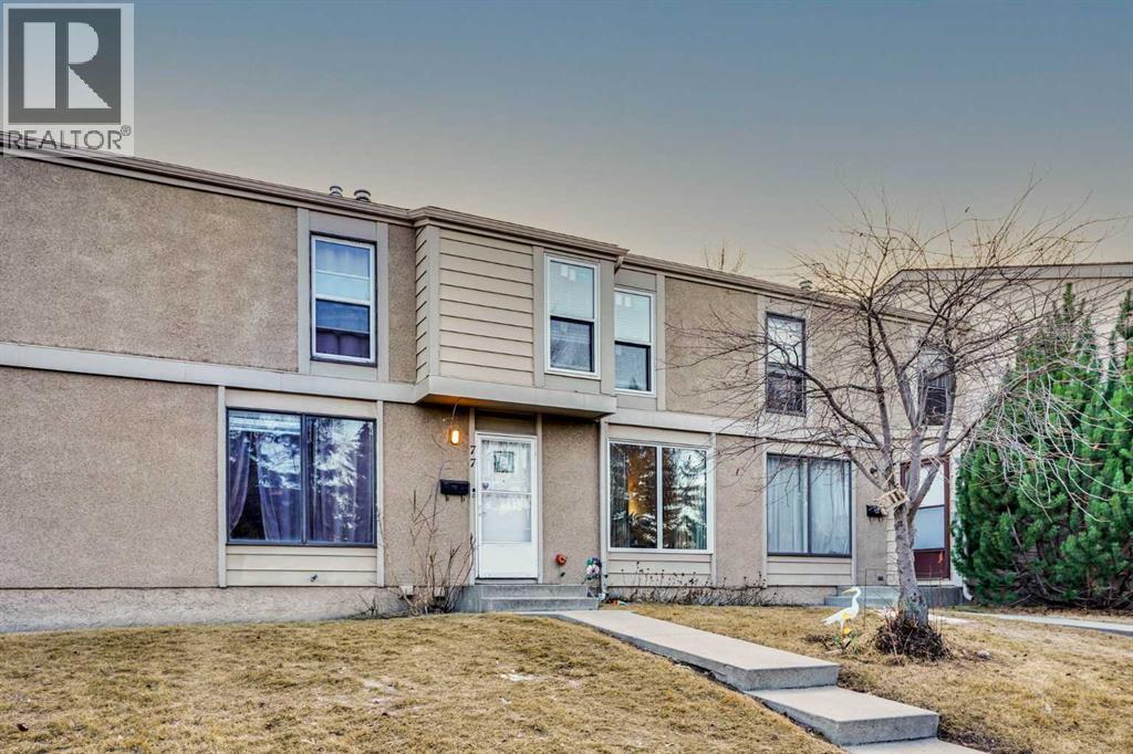 Single Family House for Sale in    Street NE Pineridge Calgary 