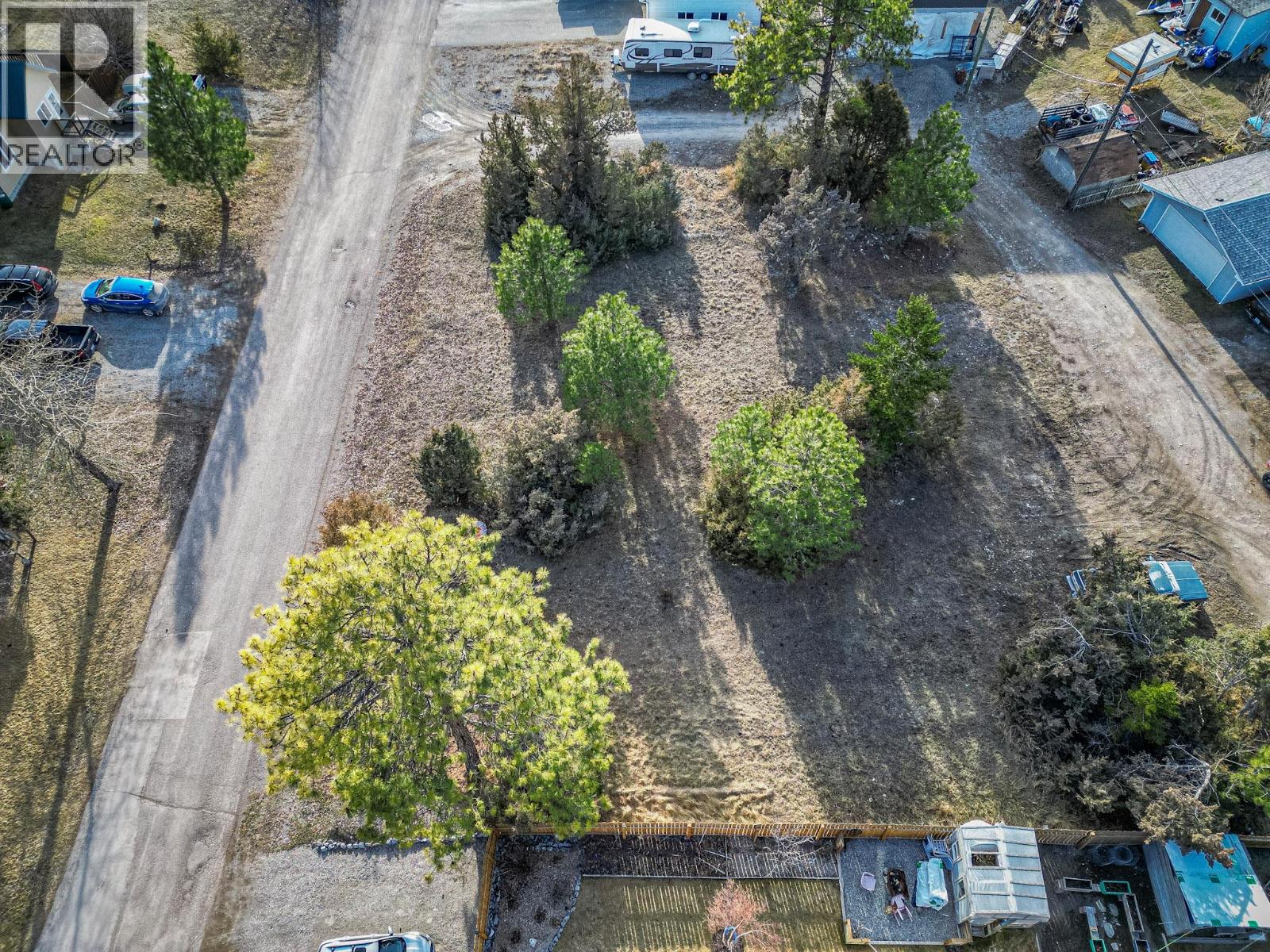 4963 Spruce Avenue, Canal Flats