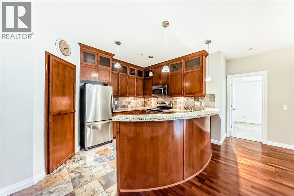 Single Family House for Sale in   Hemlock Crescent SW Spruce Cliff Calgary 