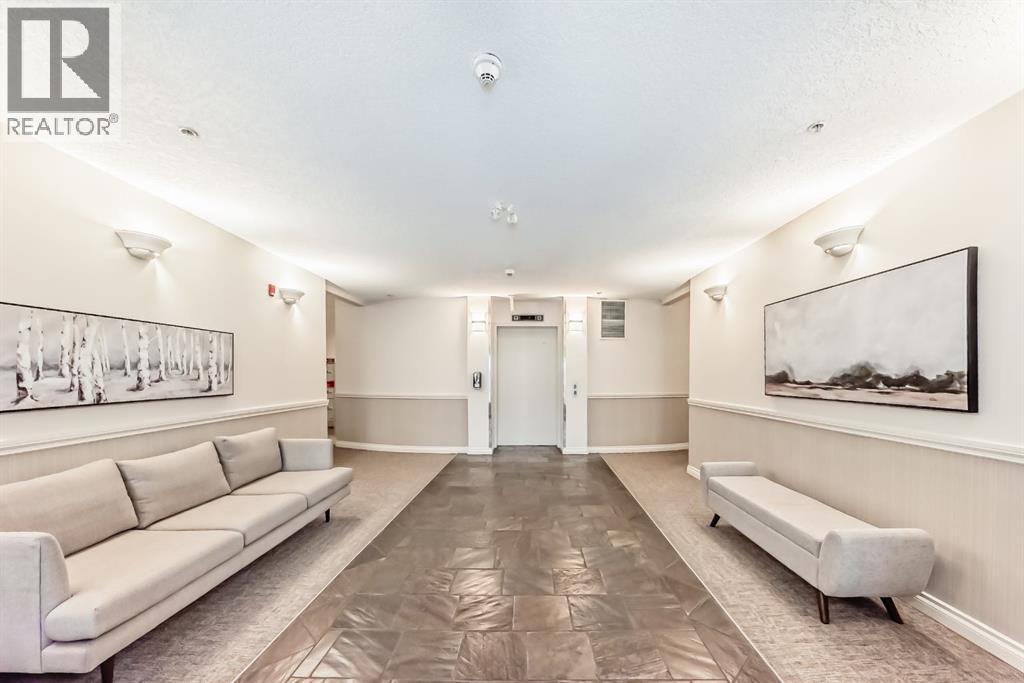 Single Family House for Sale in   Hemlock Crescent SW Spruce Cliff Calgary 