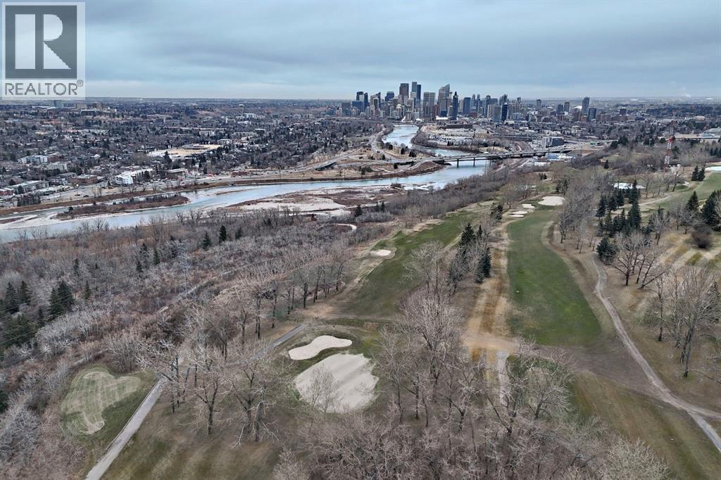 Single Family House for Sale in   Hemlock Crescent SW Spruce Cliff Calgary 