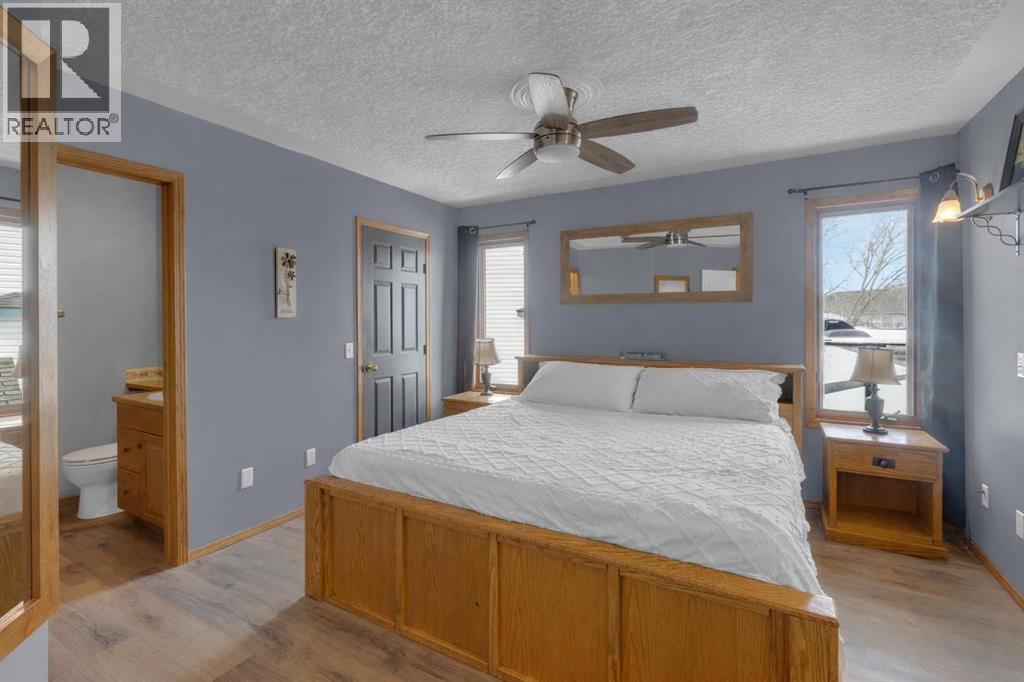 108 West Terrace Bay, Cochrane