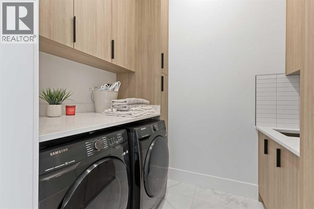 Single Family House for Sale in  Drury Avenue NE Bridgeland/Riverside Calgary 