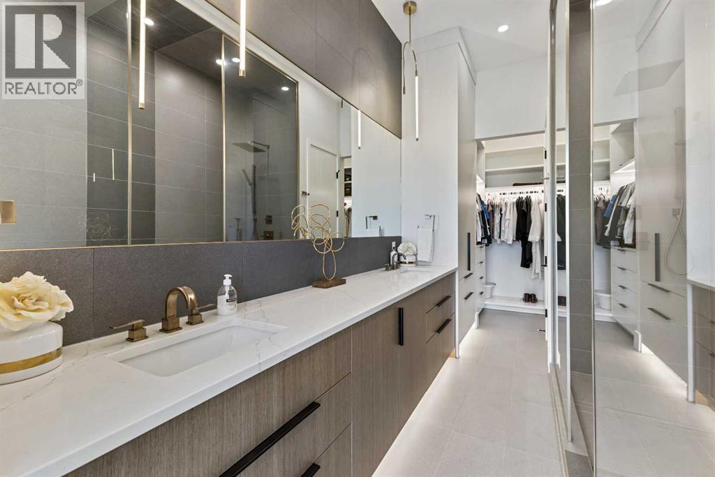 Single Family House for Sale in  Drury Avenue NE Bridgeland/Riverside Calgary 