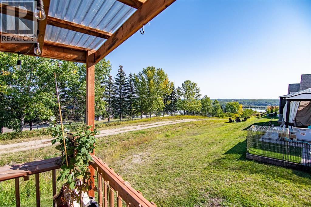 25054 South Pine Lake Road, Rural Red Deer County